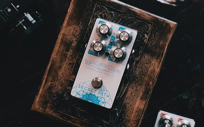 A Guitarist’s Guide To Reverb Pedals - Laney